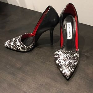 Steve Madden black and white heels